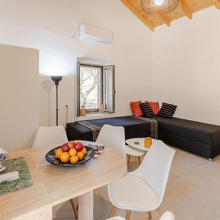 Sonar Deluxe Cottage Плитра Экстерьер фото