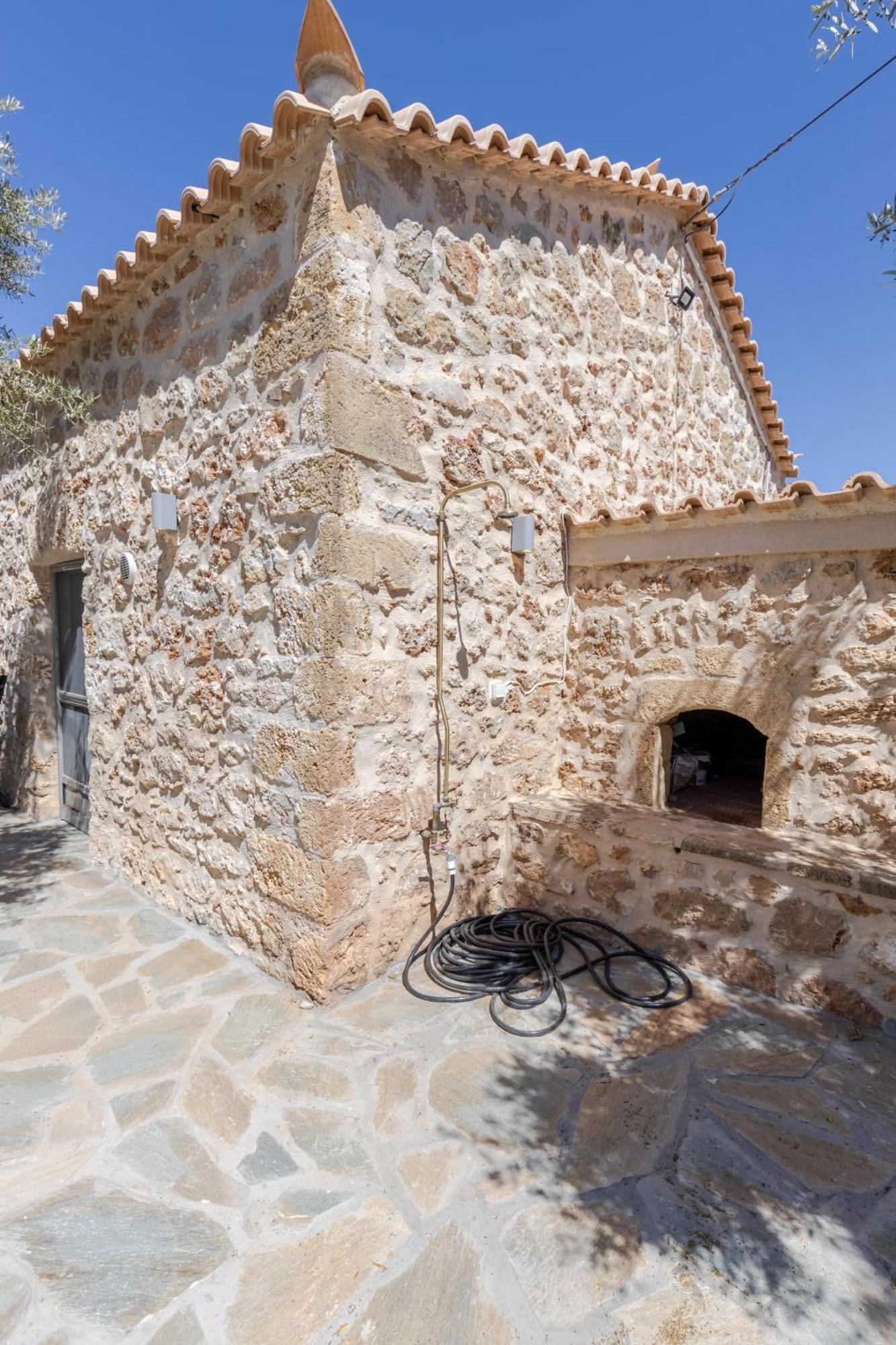 Sonar Deluxe Cottage Плитра Экстерьер фото
